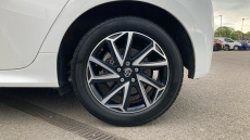 Toyota Yaris 1.5 Hybrid Design 5dr CVT Hybrid Hatchback
